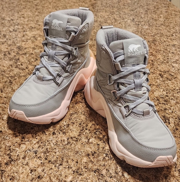 SOREL Kinetic RNEGD Sport Waterproof Insulated Boots - Gray/Pink - Size 6.5 - Picture 2 of 15